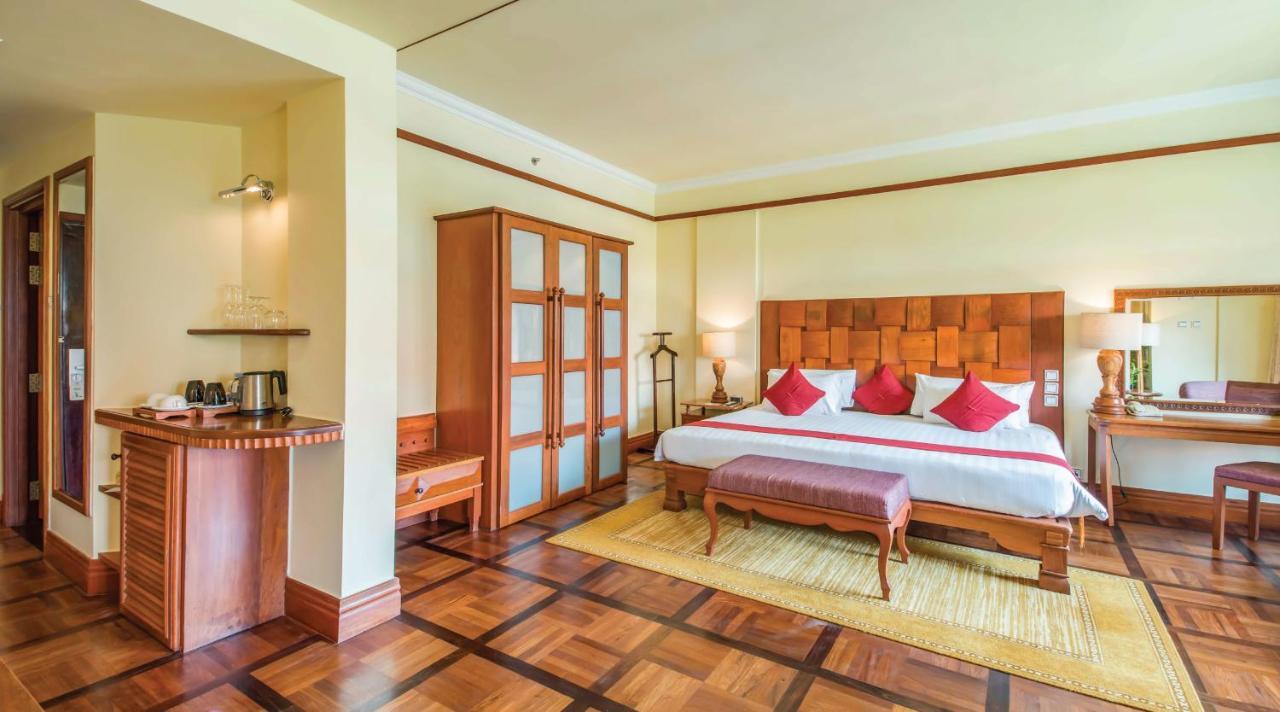 Sokha Angkor Resort Сиемрип Экстерьер фото