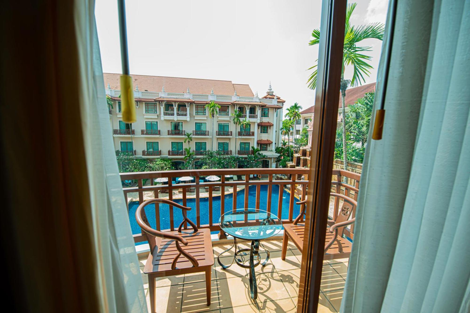 Sokha Angkor Resort Сиемрип Номер фото