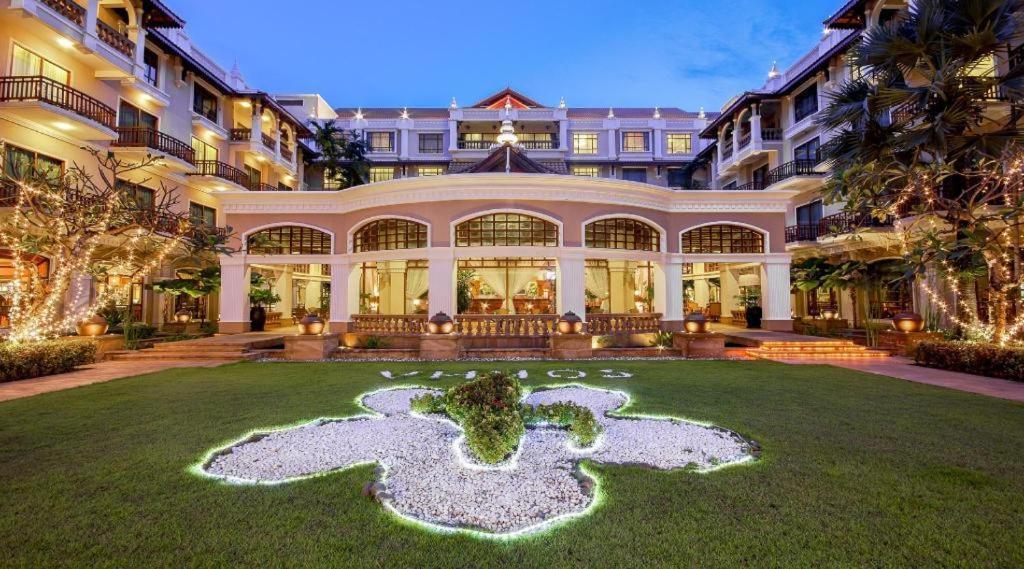 Sokha Angkor Resort Сиемрип Экстерьер фото