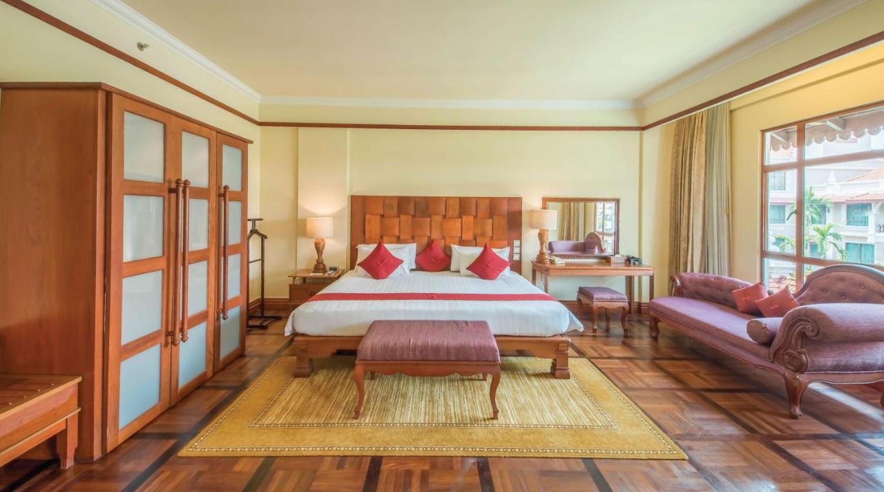 Sokha Angkor Resort Сиемрип Экстерьер фото